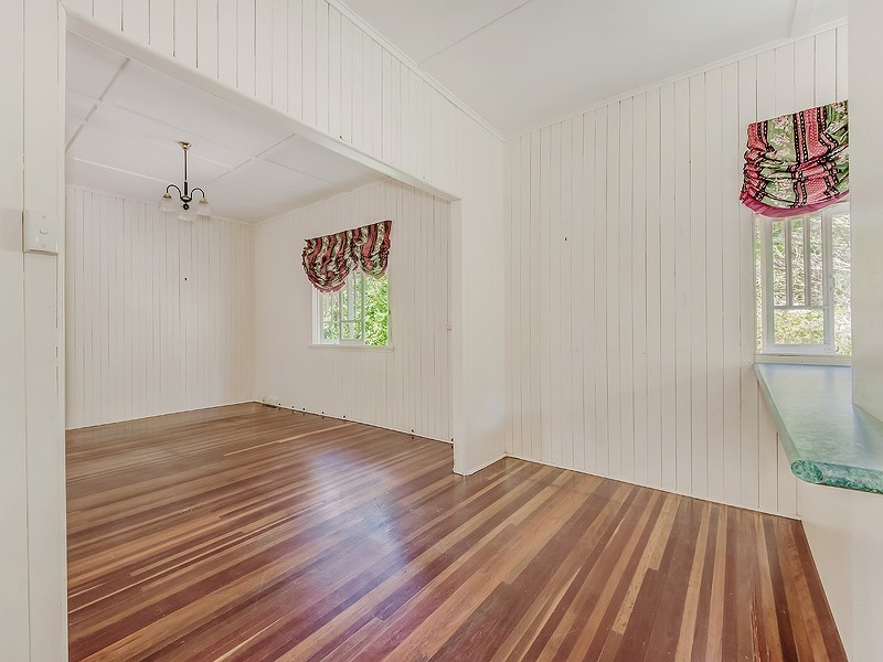 20 Mountain Street, Pomona QLD 4568