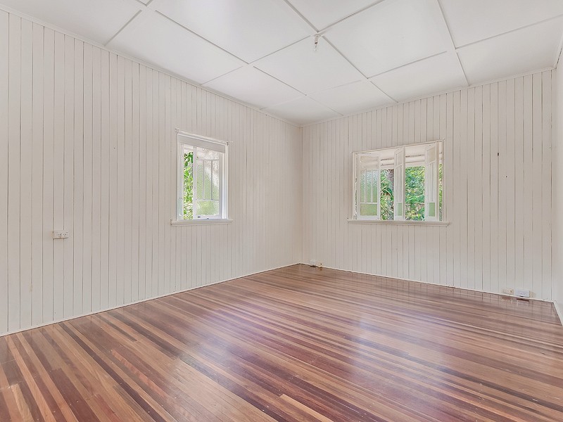 20 Mountain Street, Pomona QLD 4568