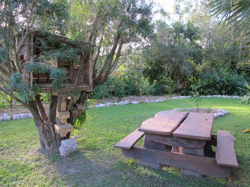 16 Queen, Cooran QLD 4569