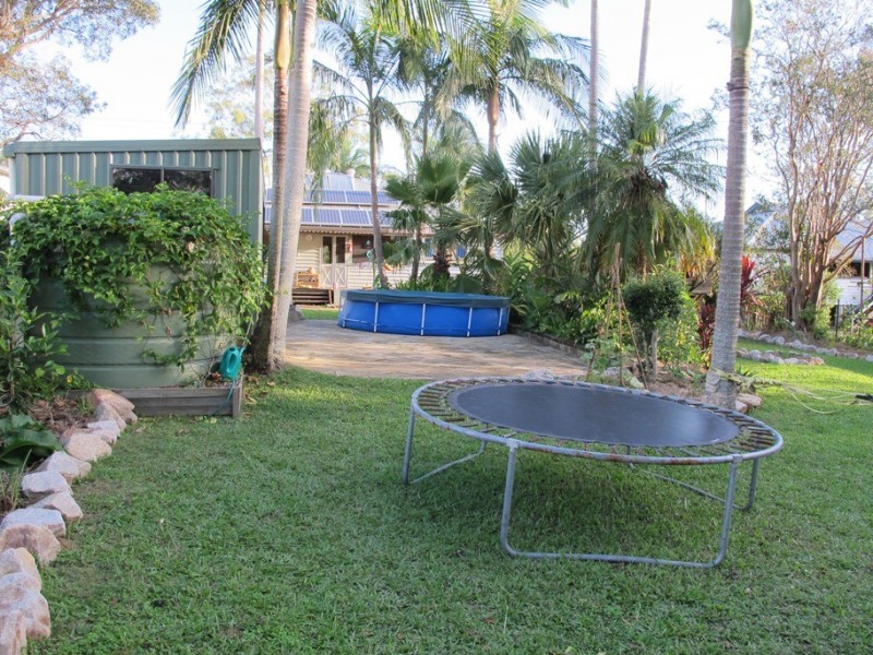16 Queen, Cooran QLD 4569
