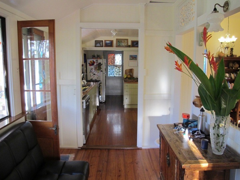 16 Queen, Cooran QLD 4569