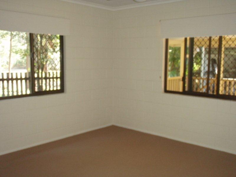 9 Church Street, Pomona QLD 4568