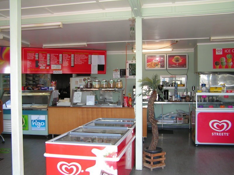 423 ESPLANADE, Manly QLD 4179