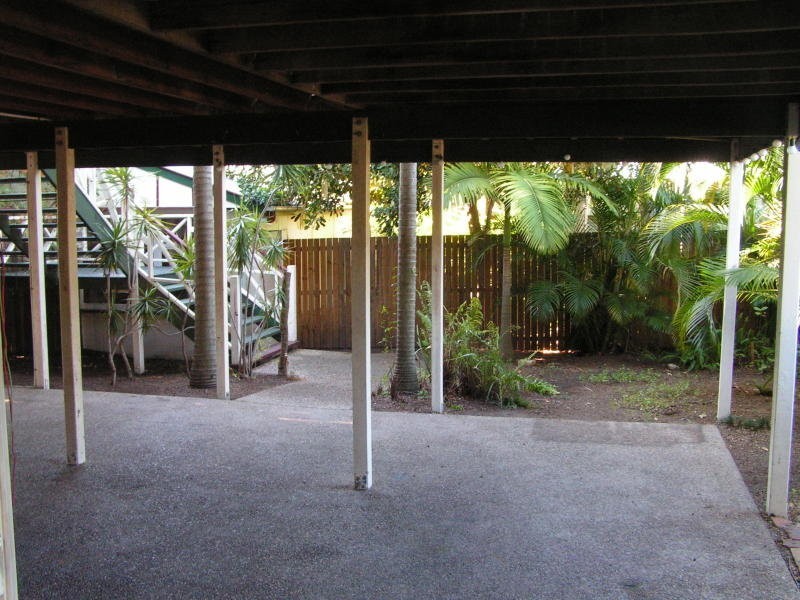 73 NEW LINDUM ROAD, Wynnum West QLD 4178