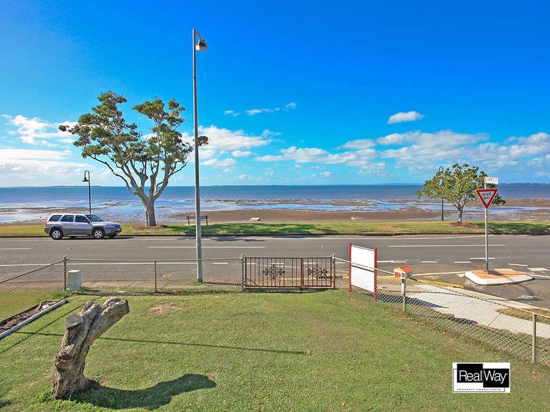 49 WATERLOO ESPLANADE, Wynnum QLD 4178