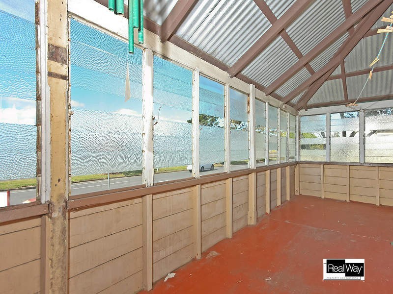 49 WATERLOO ESPLANADE, Wynnum QLD 4178