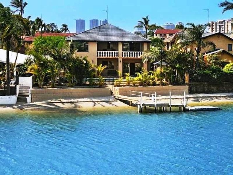 49 Sunrise Boulevard, Surfers Paradise QLD 4217