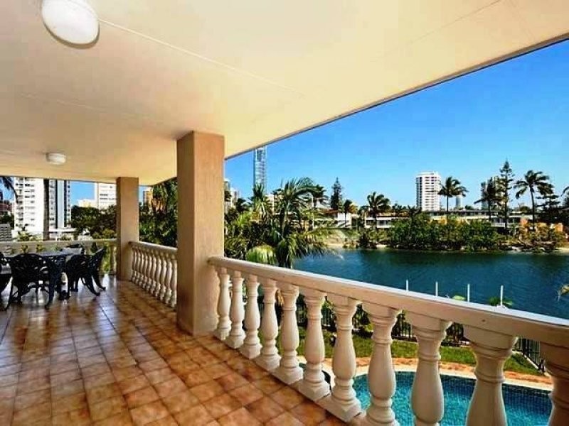 49 Sunrise Boulevard, Surfers Paradise QLD 4217