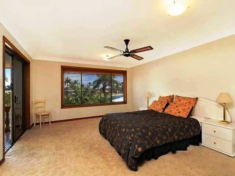 49 Sunrise Boulevard, Surfers Paradise QLD 4217