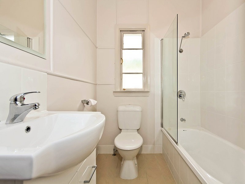 76 Whites Road, Manly West QLD 4179