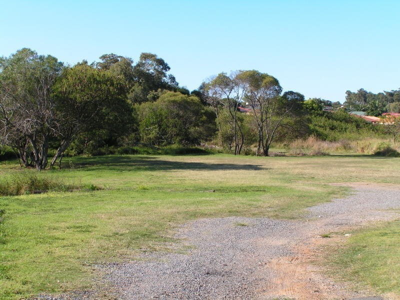 73 New Lindum Road, Wynnum West QLD 4178
