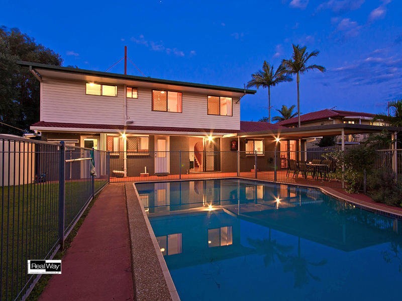 26 Catamaran Street, Manly West QLD 4179