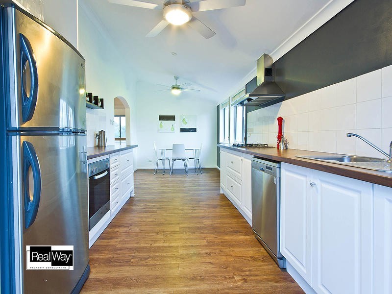 79 Richard Street, Lota QLD 4179