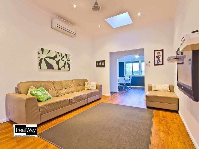 79 Richard Street, Lota QLD 4179