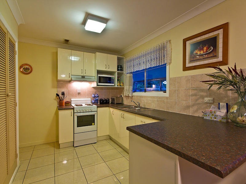 7 Glenlyn Street, Wynnum West QLD 4178