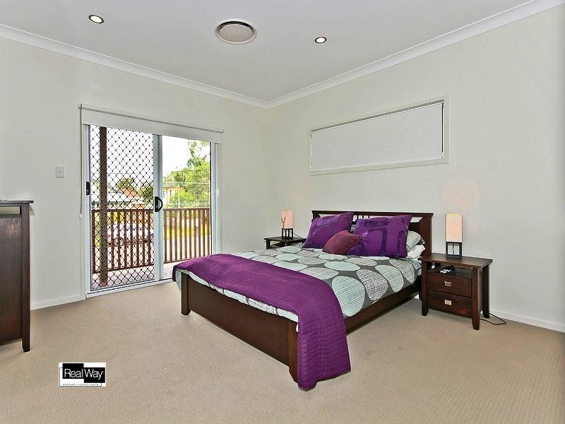 77 Drayton Terrace, Wynnum QLD 4178