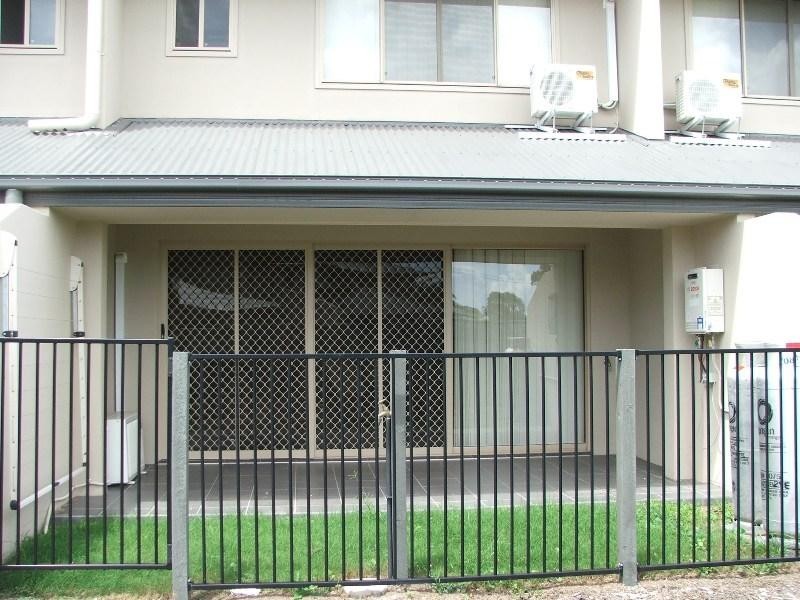 1 IBIS BVD, Eli Waters QLD 4655