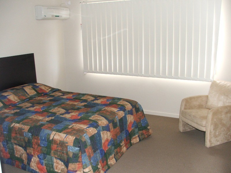 1 IBIS BVD, Eli Waters QLD 4655