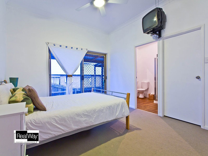 79 Richard Street, Lota QLD 4179