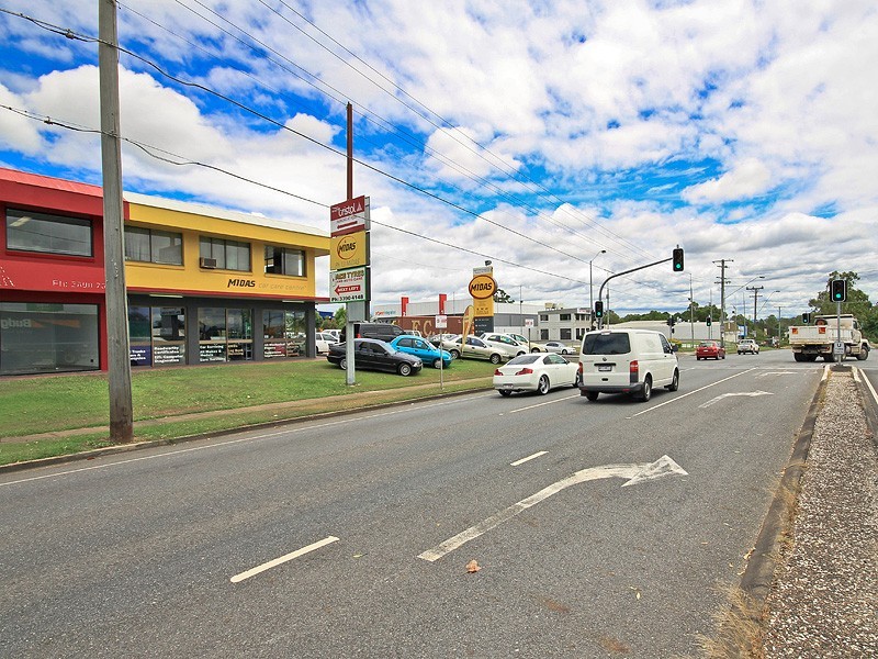2 / 8 CONTAINER STREET, Tingalpa QLD 4173