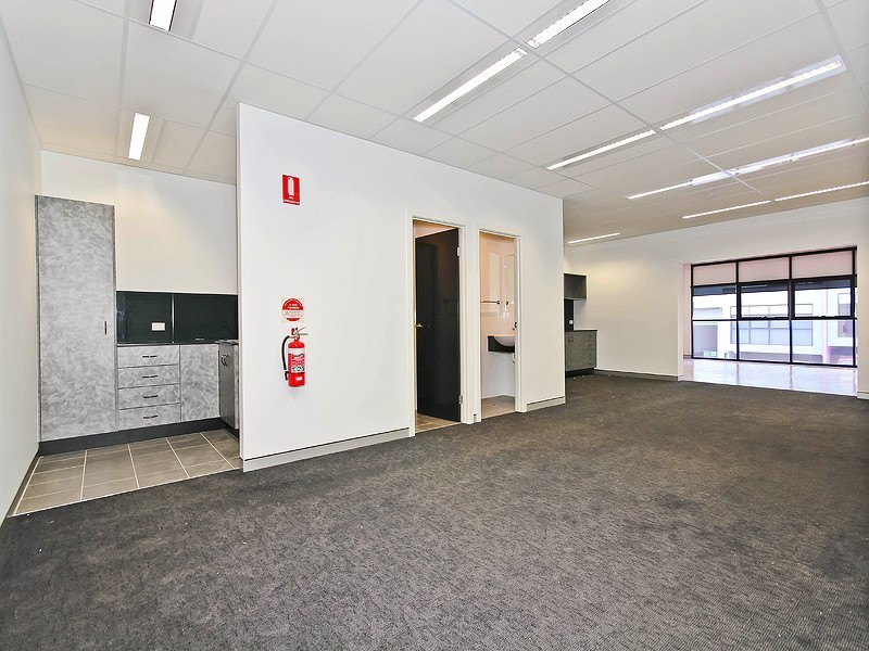 2 / 25 INGLESTON ROAD, Tingalpa QLD 4173