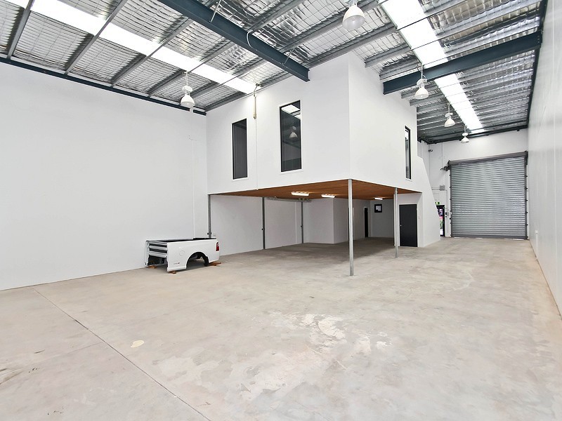 2 / 25 INGLESTON ROAD, Tingalpa QLD 4173