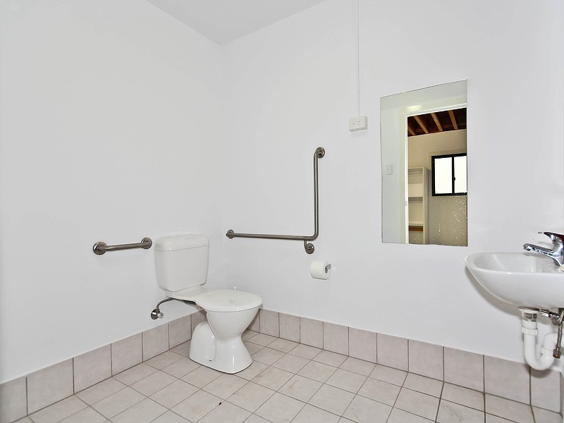 2 / 25 INGLESTON ROAD, Tingalpa QLD 4173