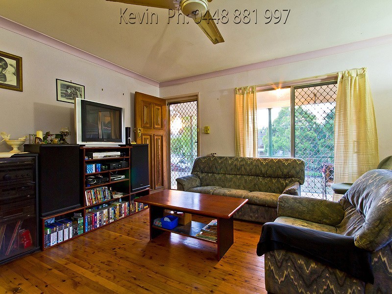 24 LEON STREET, Tingalpa QLD 4173