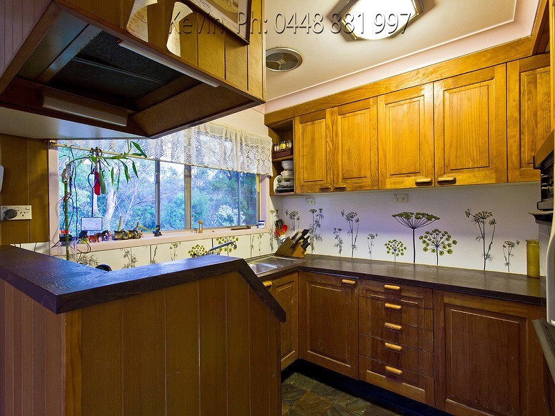 24 LEON STREET, Tingalpa QLD 4173