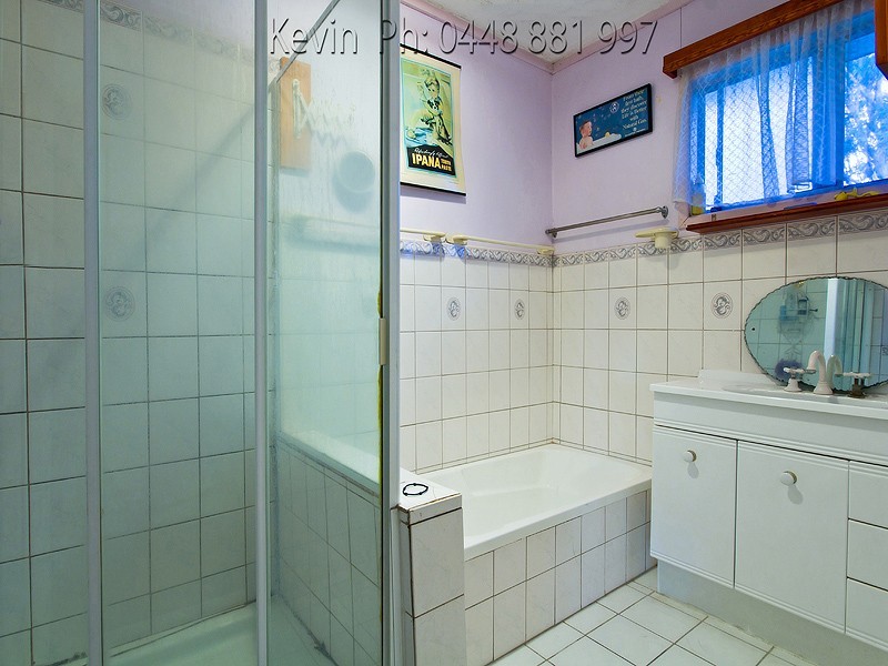 24 LEON STREET, Tingalpa QLD 4173