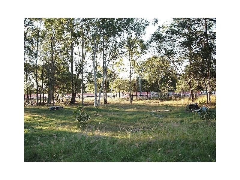 82 GILMORE RD, Berrinba QLD 4117