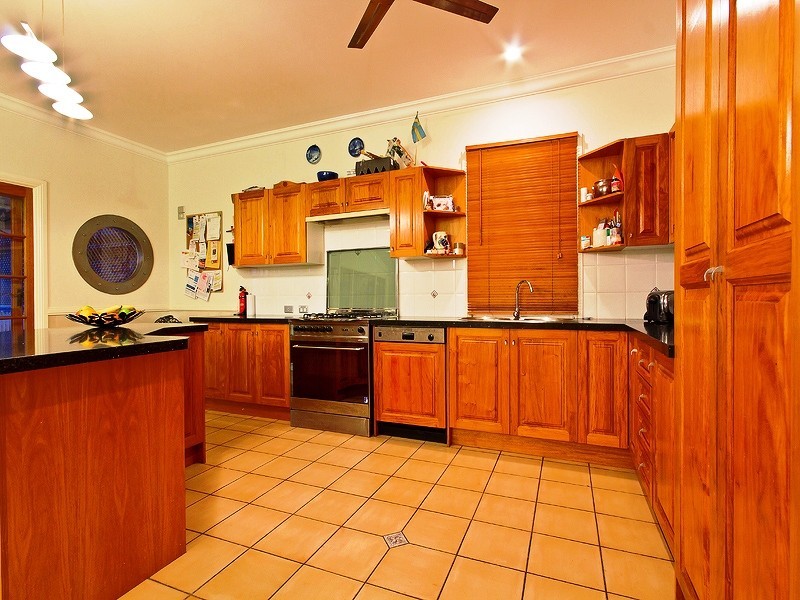 28 Kingsley Terrace, Wynnum QLD 4178