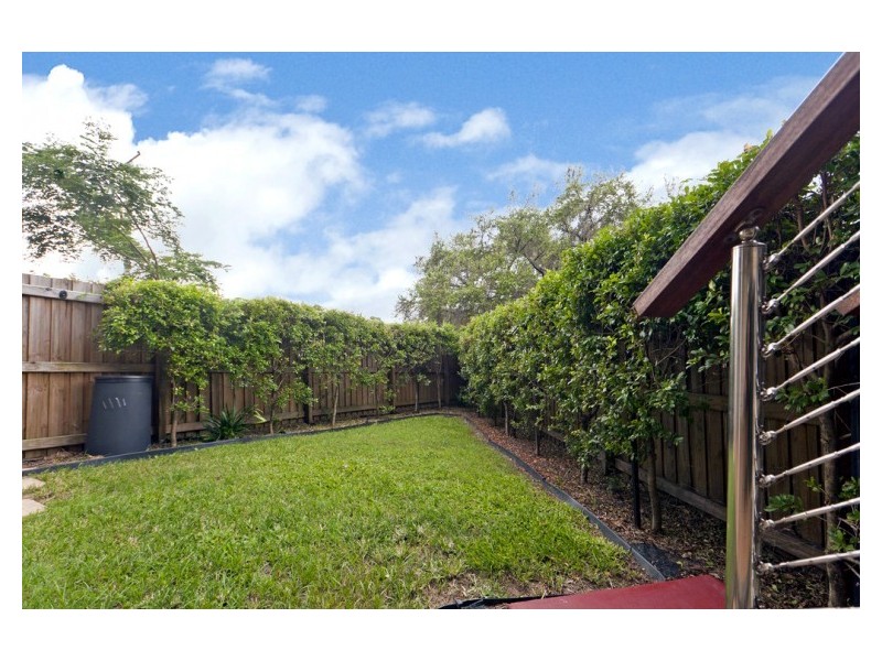 41 Barnes Avenue, Coorparoo QLD 4151