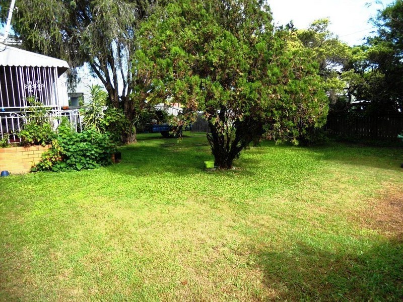12 Drayton Terrace, Wynnum QLD 4178