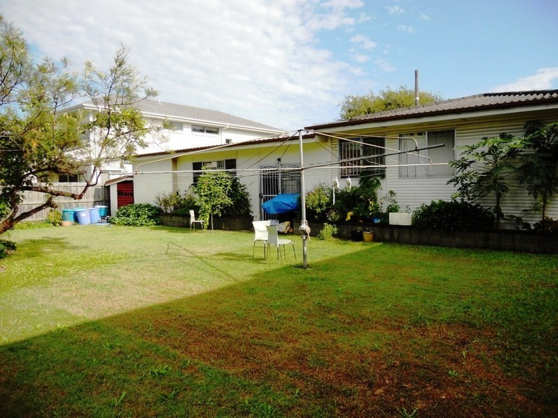 12 Drayton Terrace, Wynnum QLD 4178