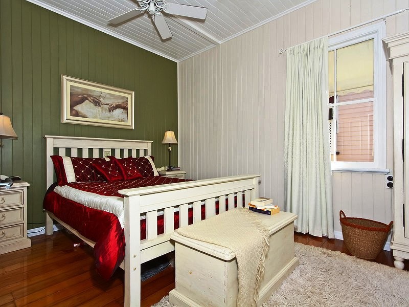 42 Tingal Road, Wynnum QLD 4178