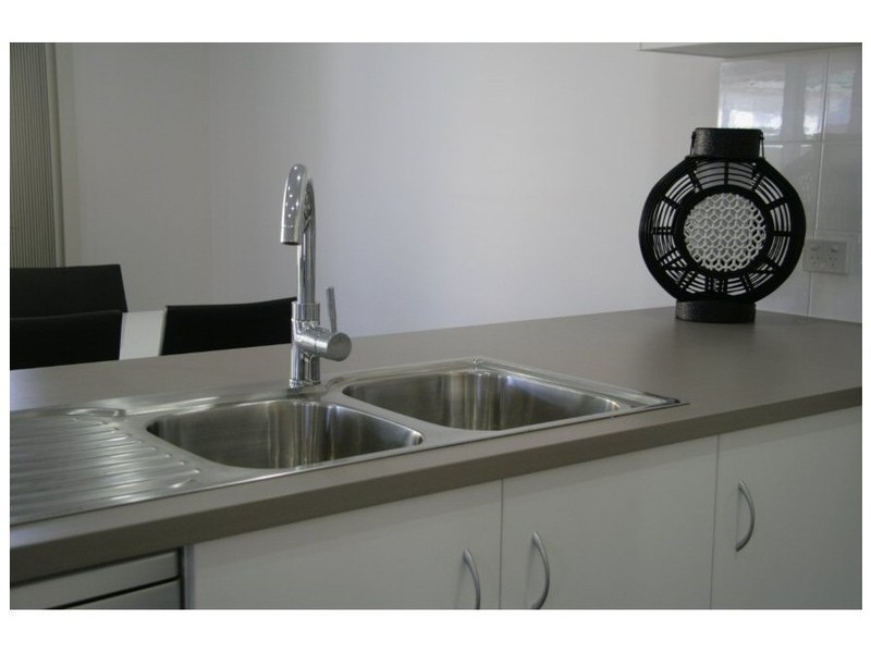265 PRESTON RD, Wynnum West QLD 4178