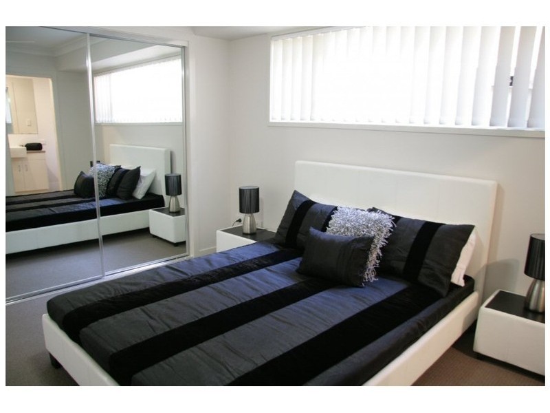 265 PRESTON RD, Wynnum West QLD 4178