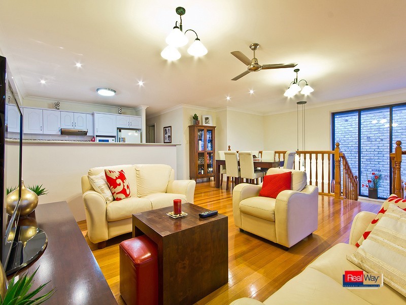 181 MELVILLE TCE, Manly QLD 4179