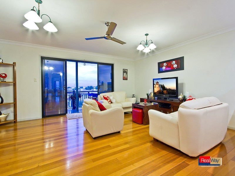 181 MELVILLE TCE, Manly QLD 4179