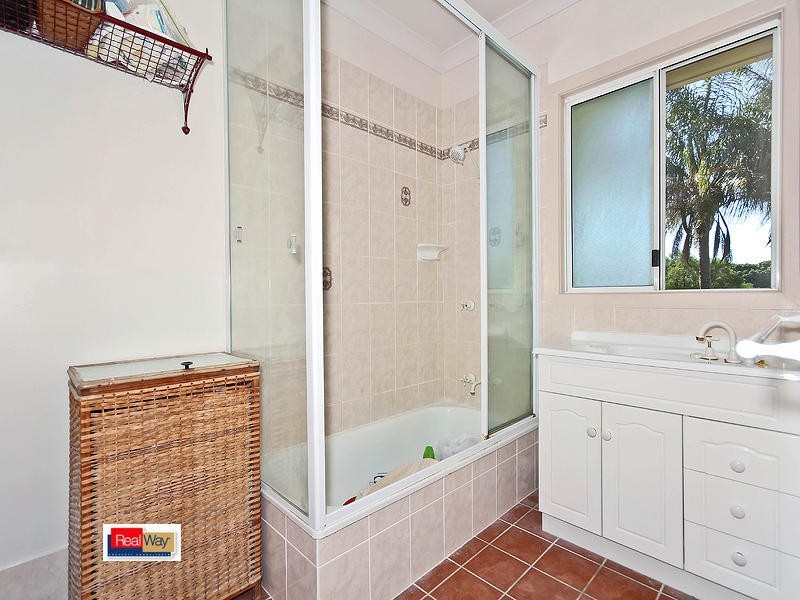 209 Sibley Road, Wynnum West QLD 4178