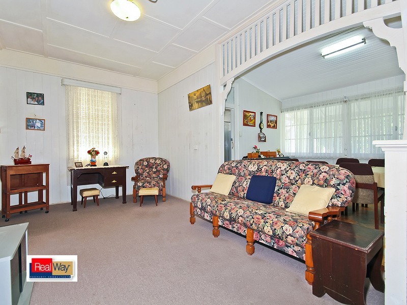 14 AGNES STREET, Wynnum QLD 4178