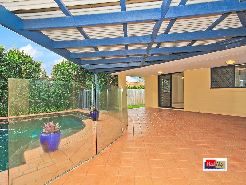 38 lockwood crs, Manly West QLD 4179
