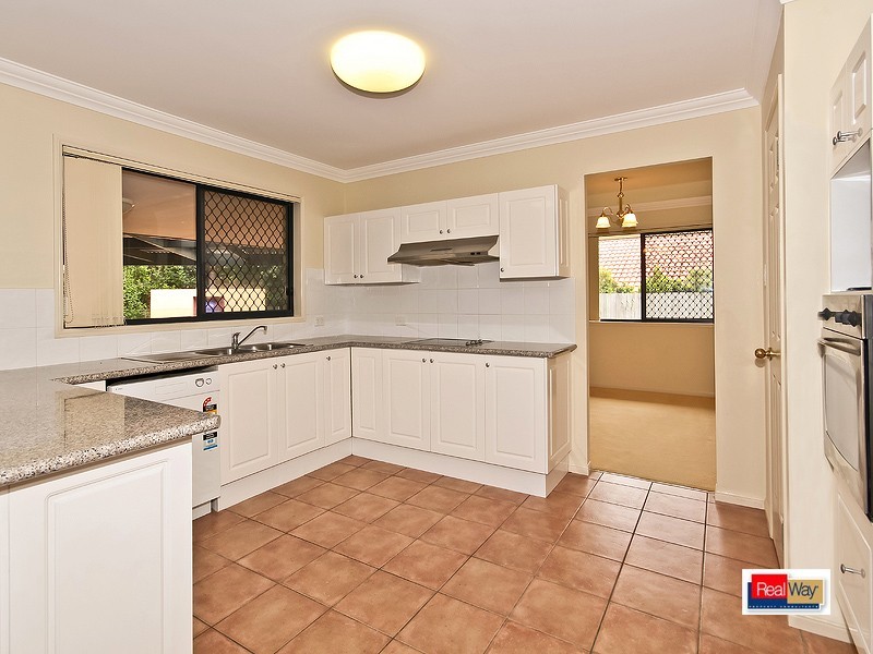 38 lockwood crs, Manly West QLD 4179