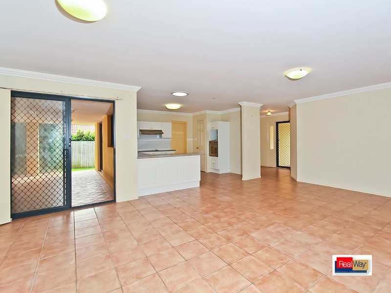 38 lockwood crs, Manly West QLD 4179