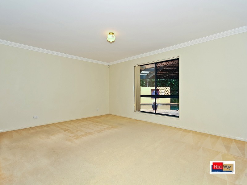 38 lockwood crs, Manly West QLD 4179