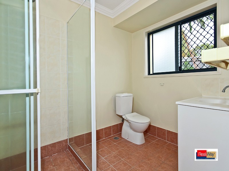 38 lockwood crs, Manly West QLD 4179