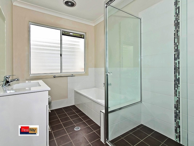 45 JELLICOE, Manly West QLD 4179