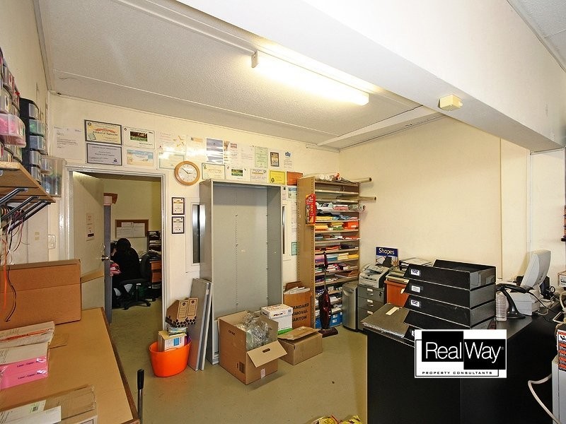 74 Tingal Road, Wynnum QLD 4178