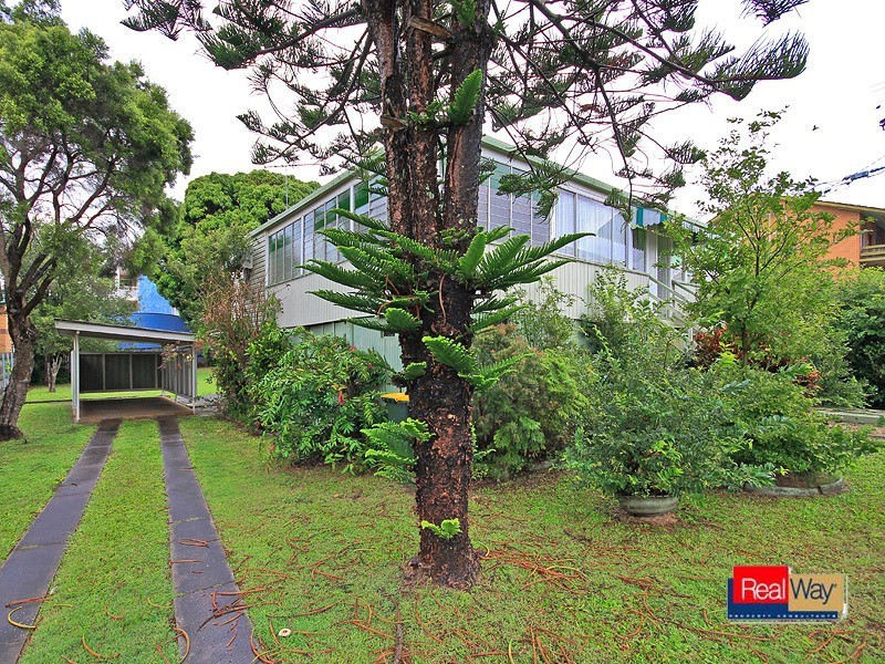 38 CLARA STREET, Wynnum QLD 4178